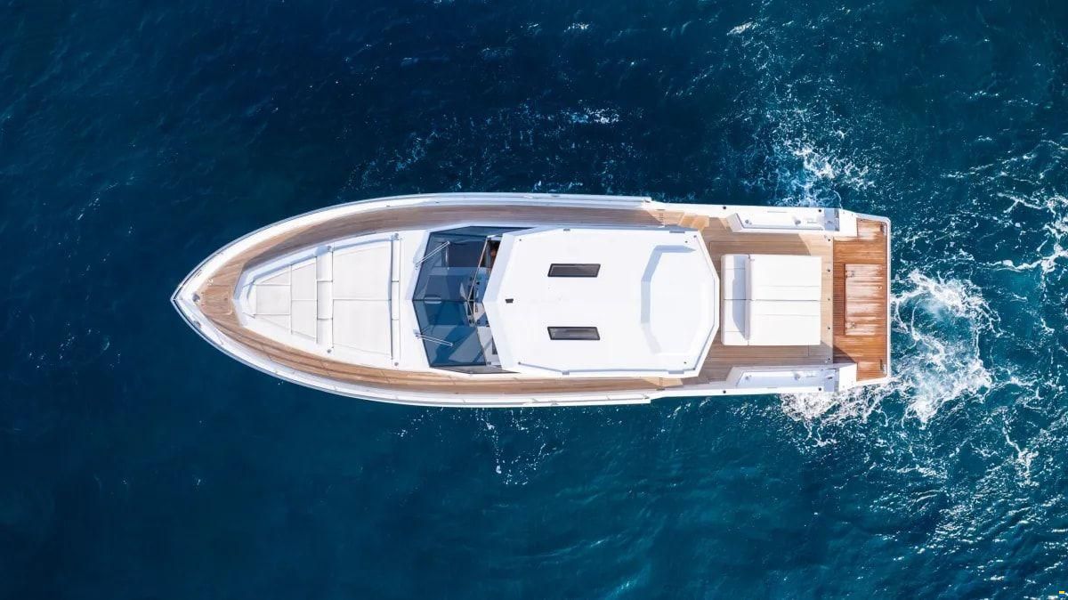 IC Yachts Rafale