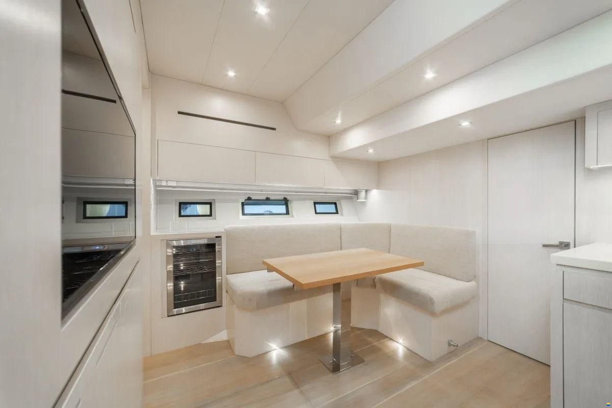 IC Yachts Rafale