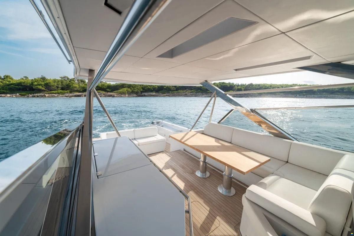 IC Yachts Rafale
