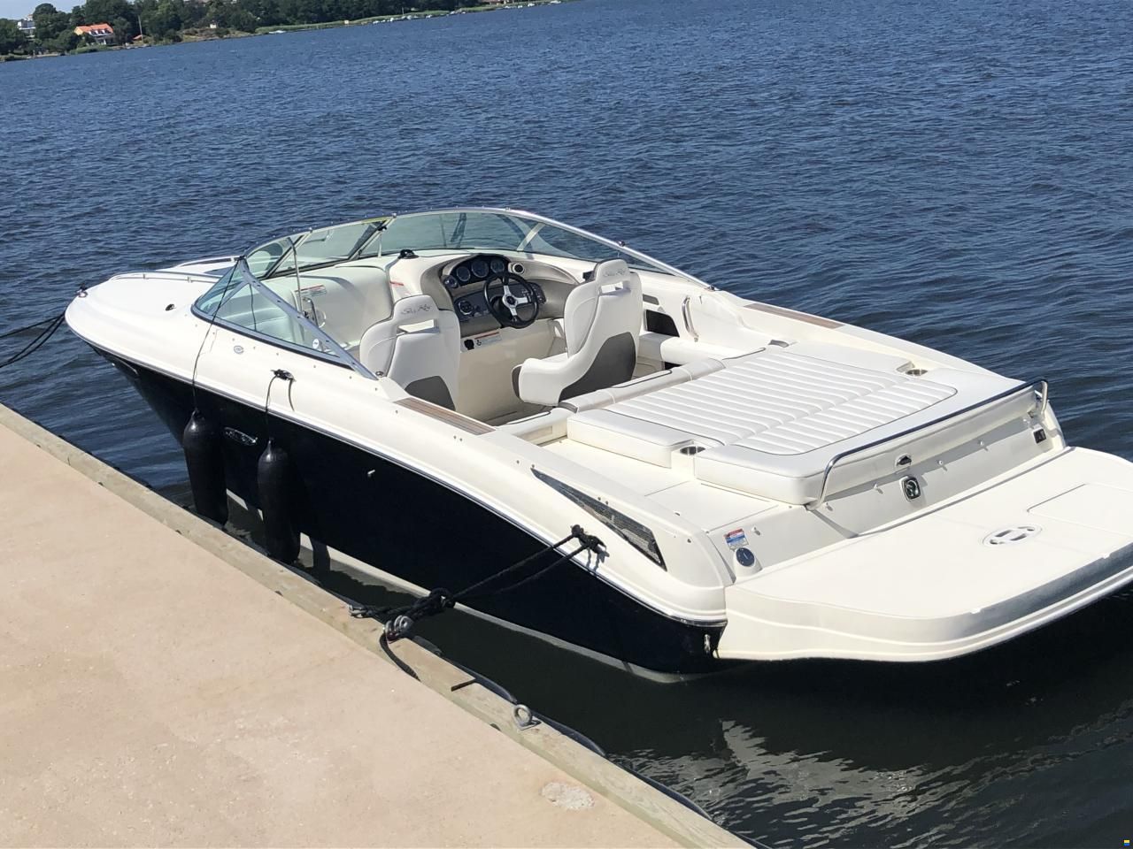 Sea Ray 240 Sun Sport