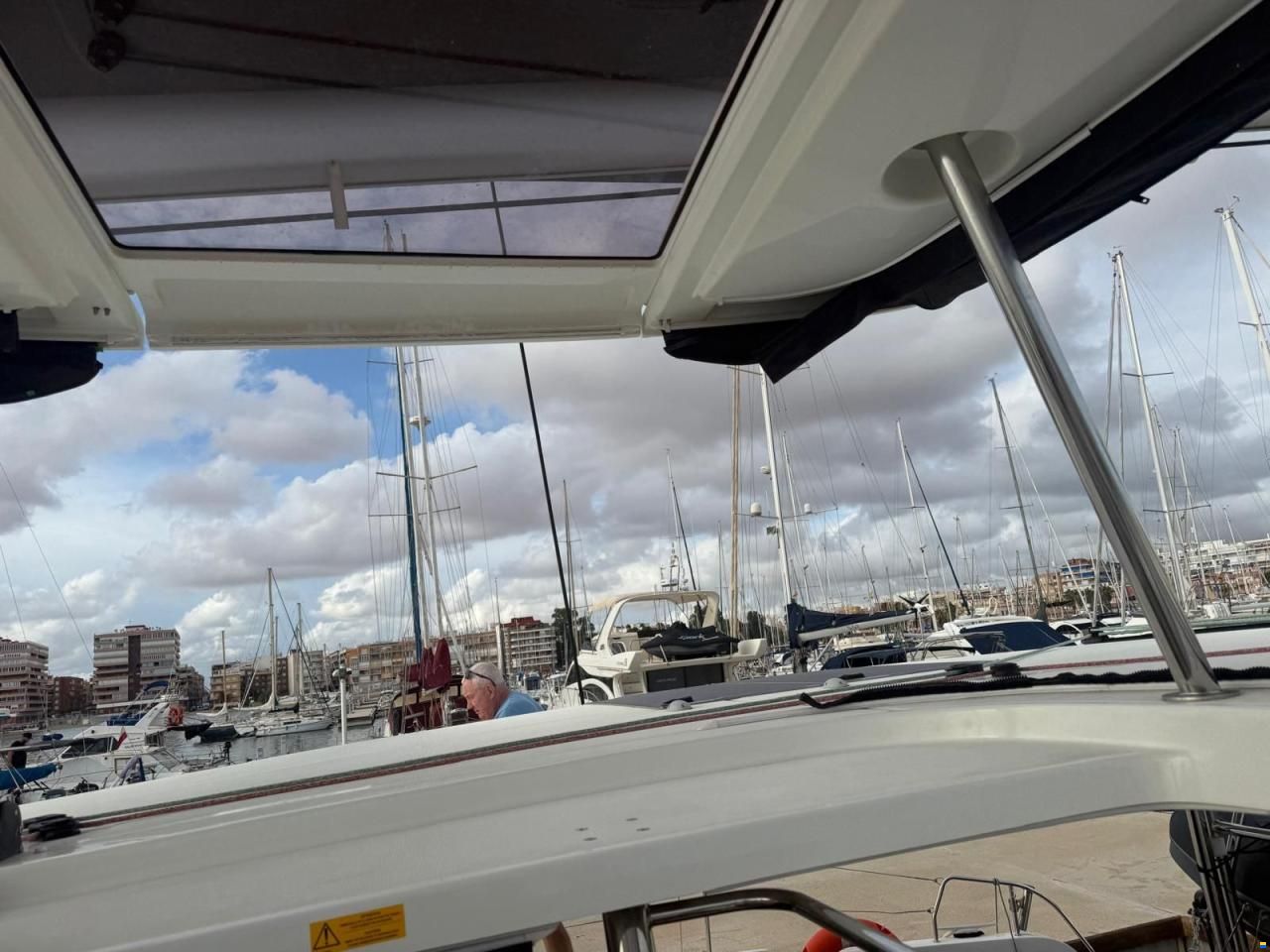 Lagoon 42