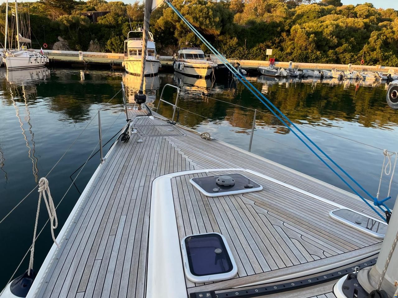 Delphia 47