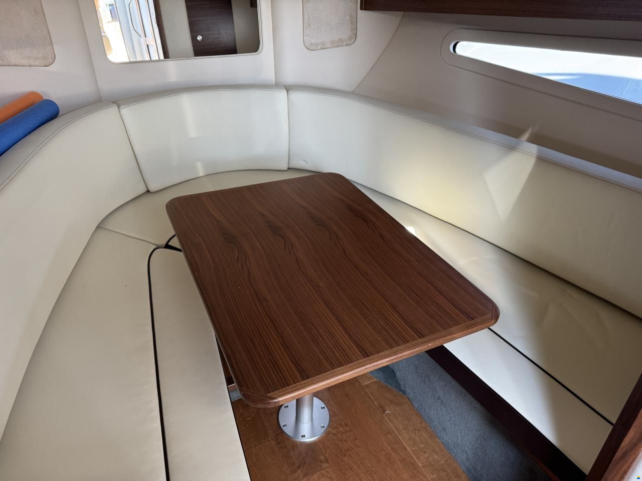 Sea Ray 265 Sundancer