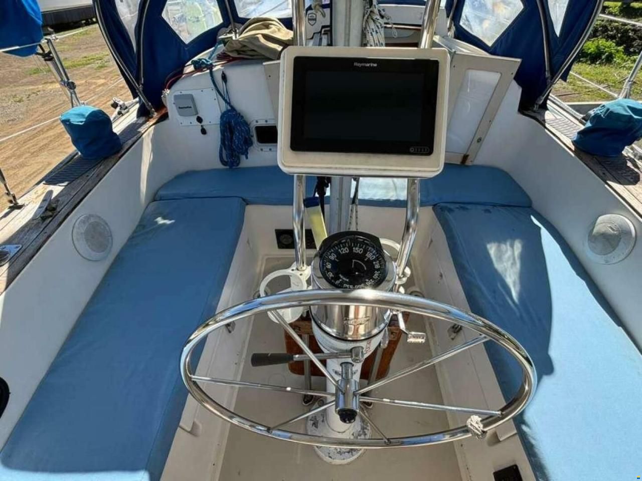 Pearson 365 Ketch