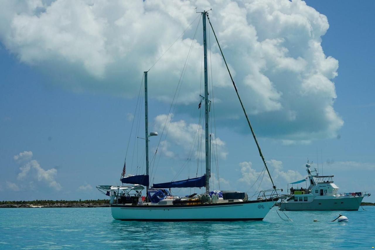 Pearson 365 Ketch
