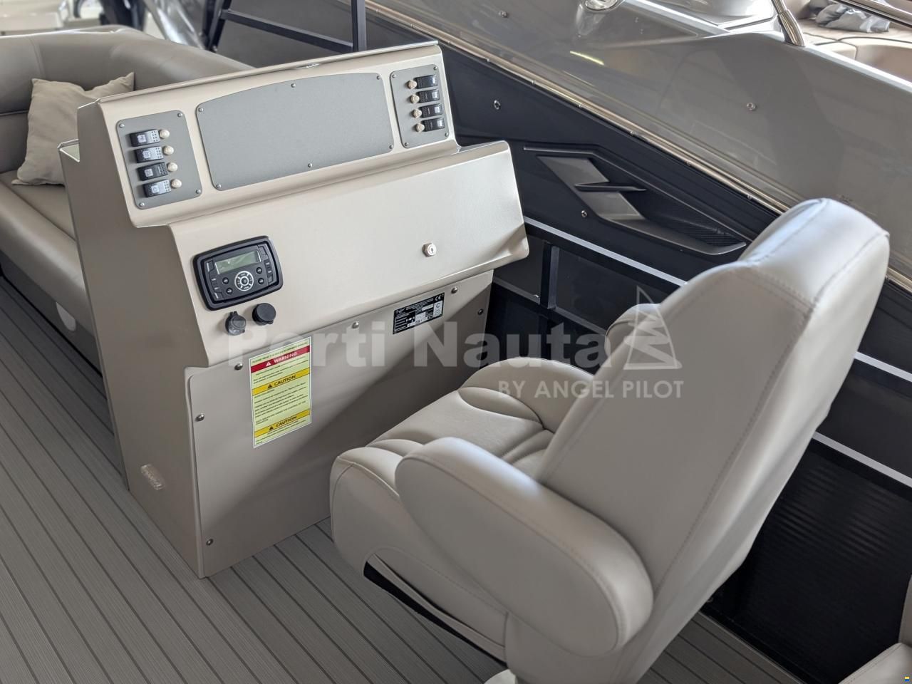 SharkCaretta S-7