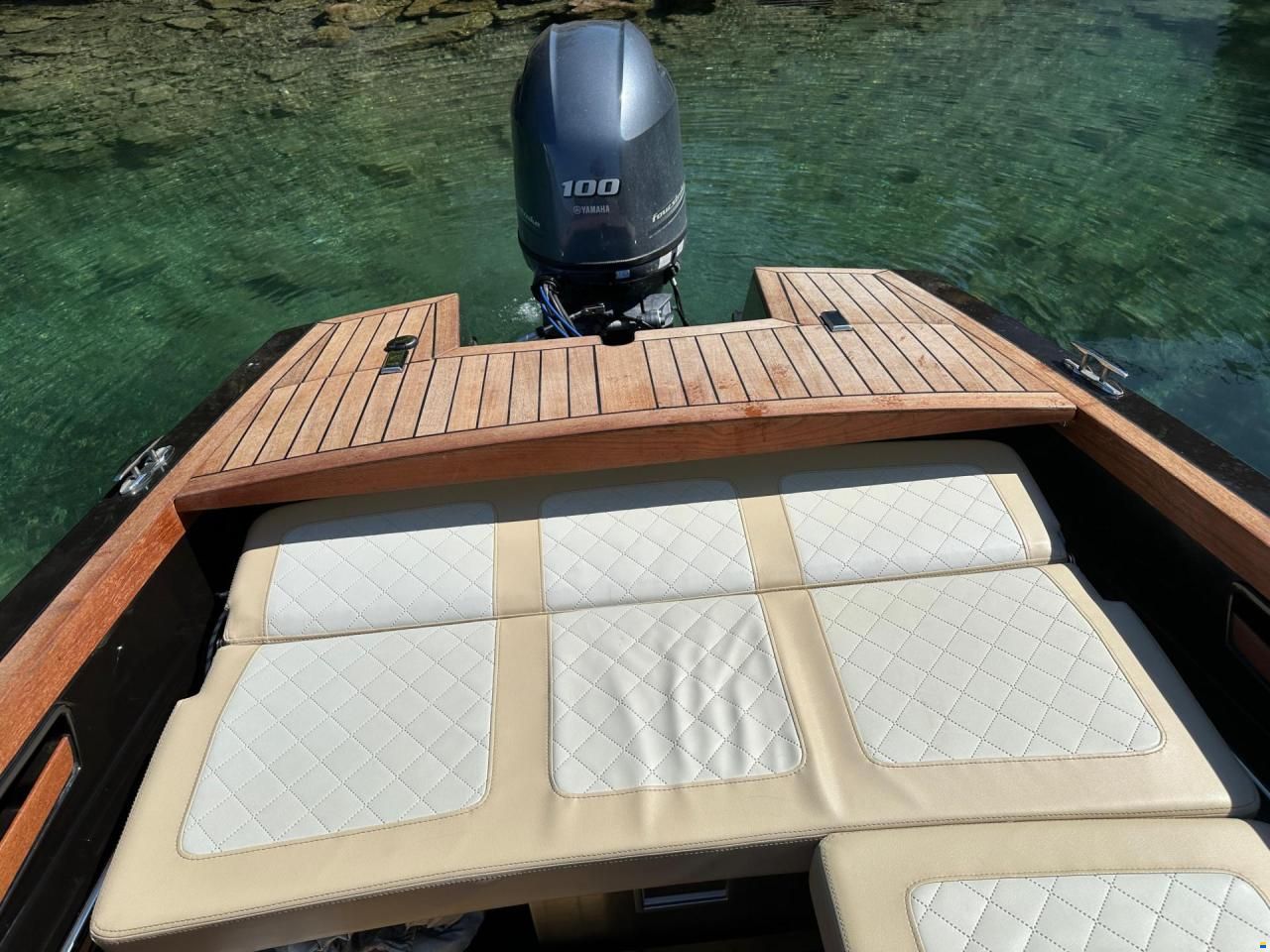 VTS Boats Flying Shark 5.7 Black