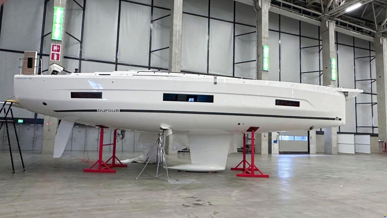 Dufour 470