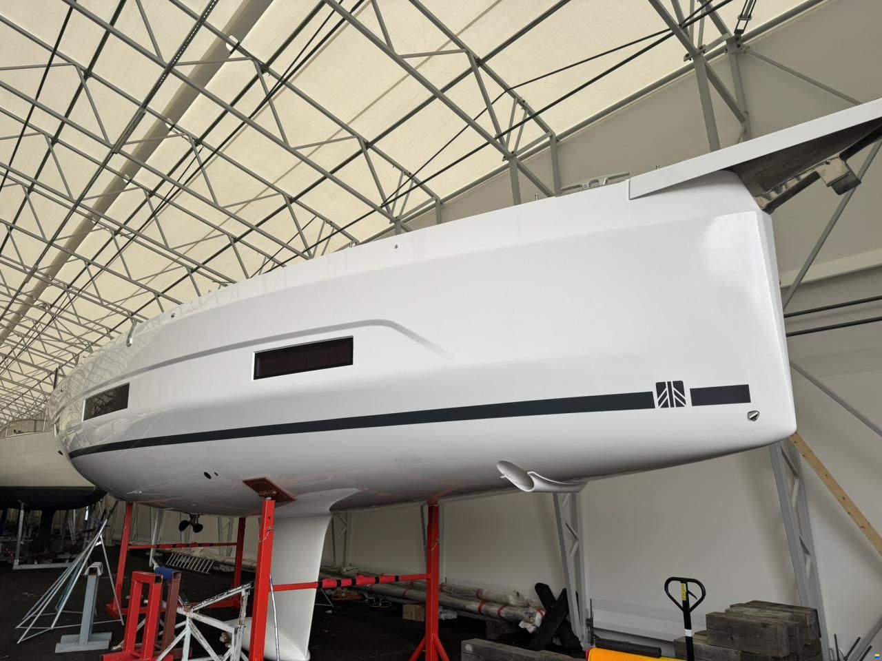 Dufour 470