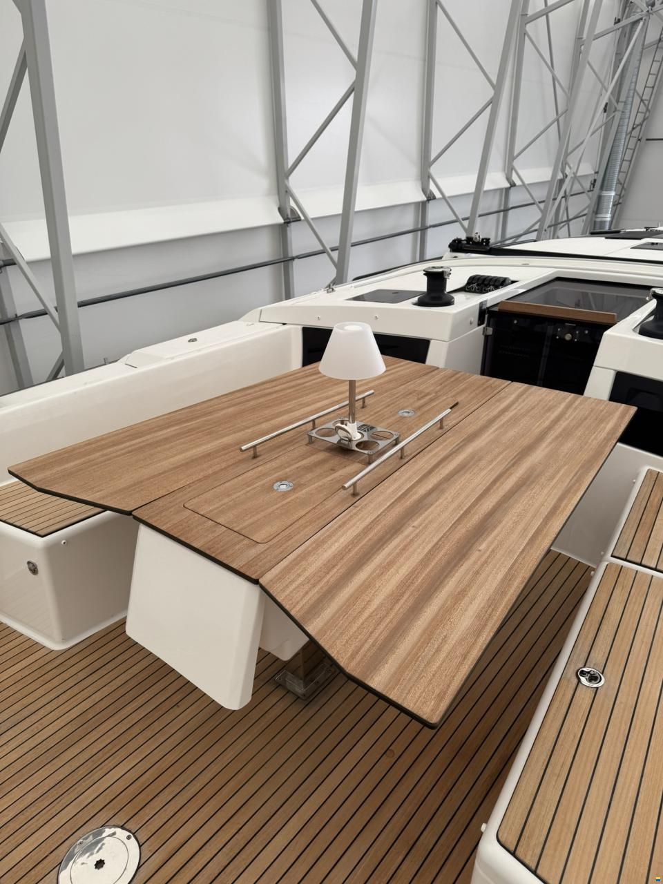 Dufour 470