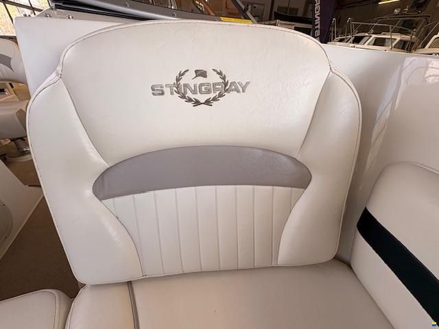 Stingray 235 LR
