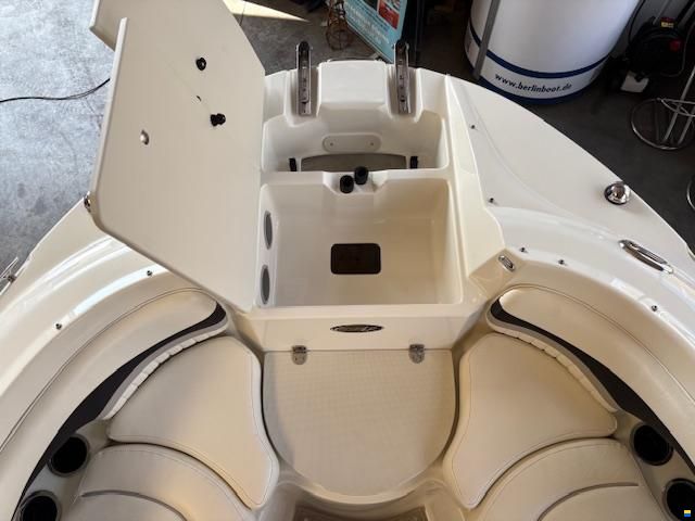 Stingray 235 LR