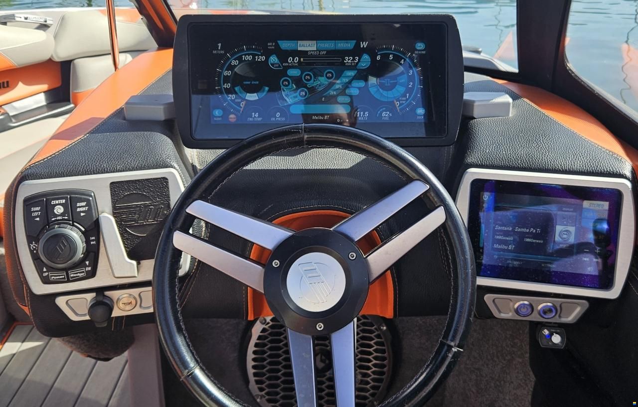 Malibu Wakesetter 22 VLX