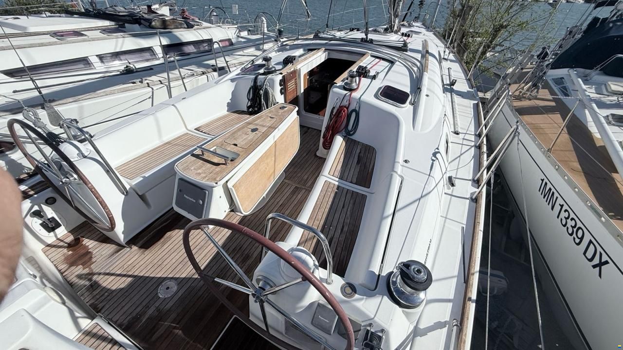 Beneteau Oceanis 40