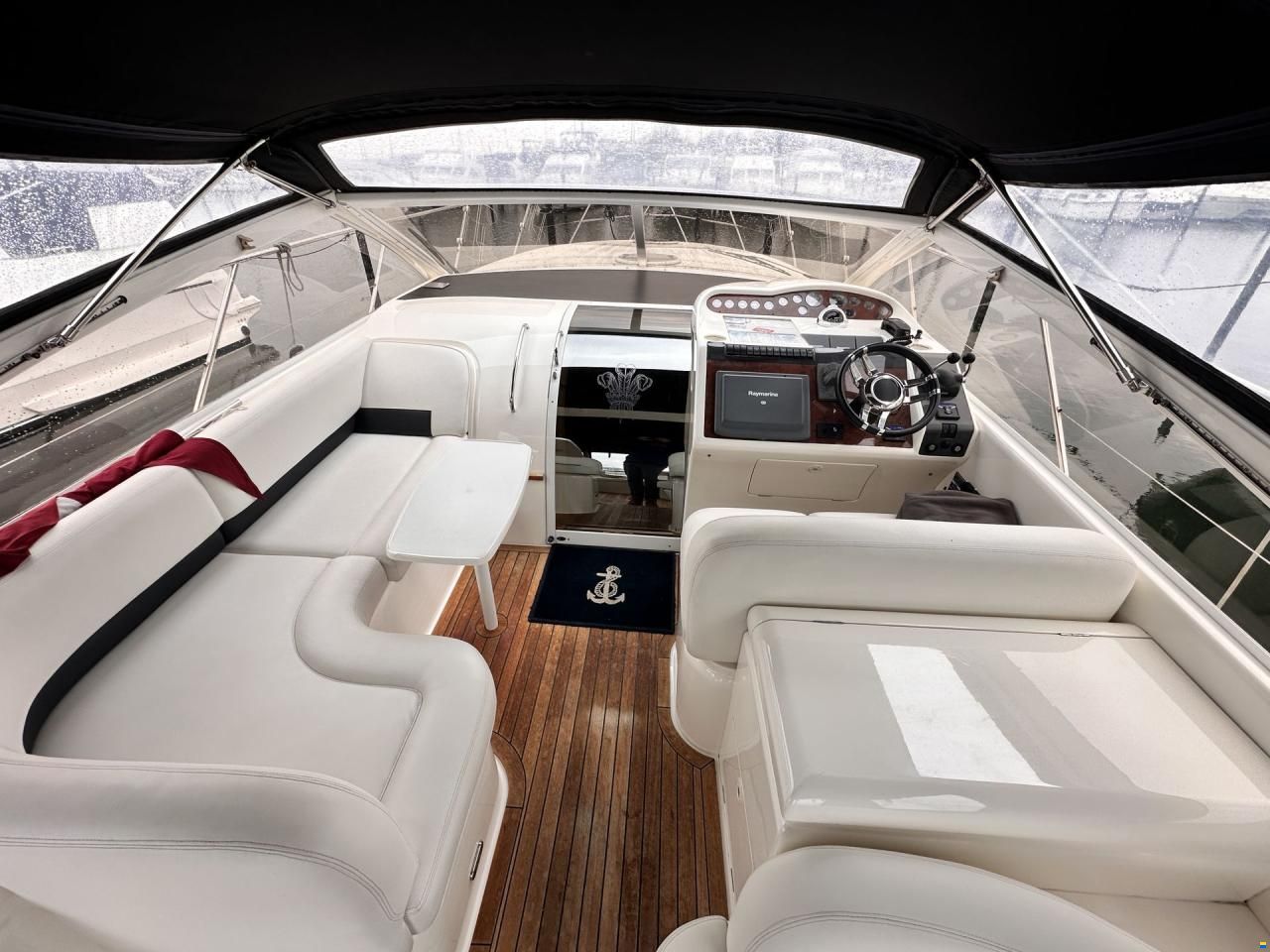 Princess V42