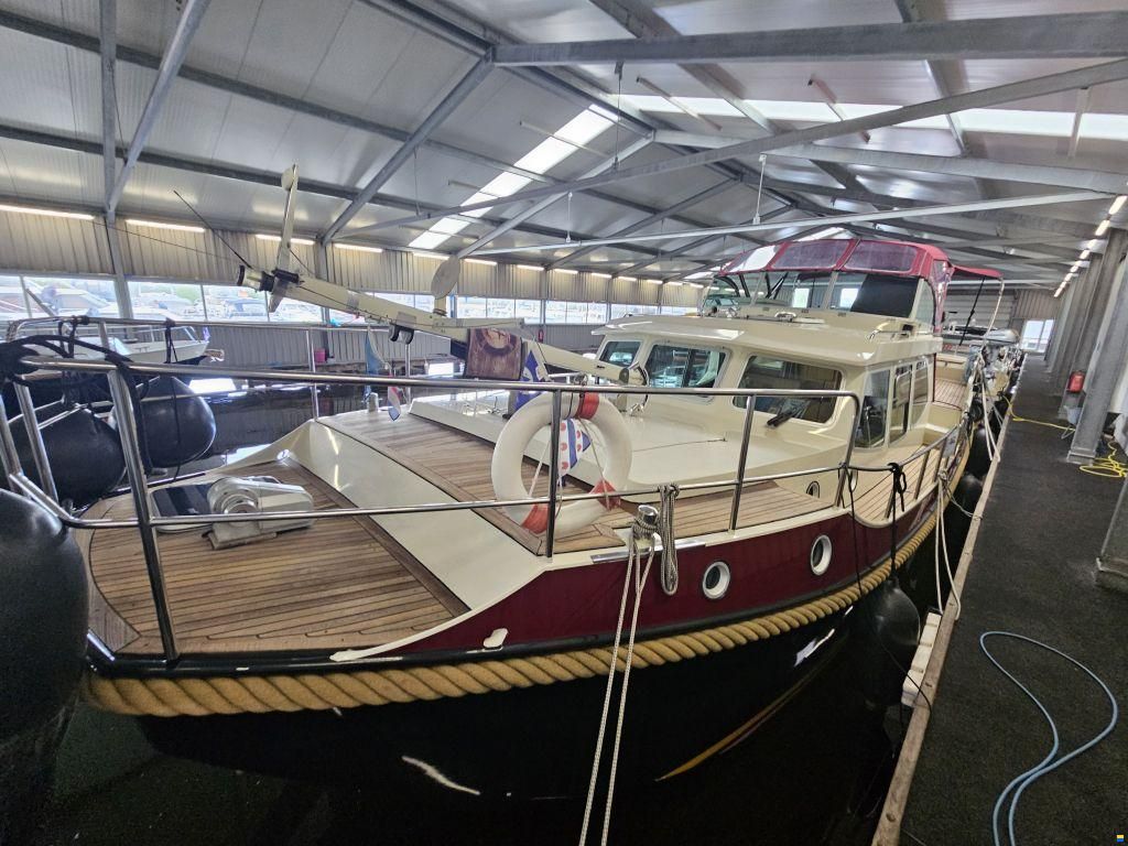 Linssen 380 AC