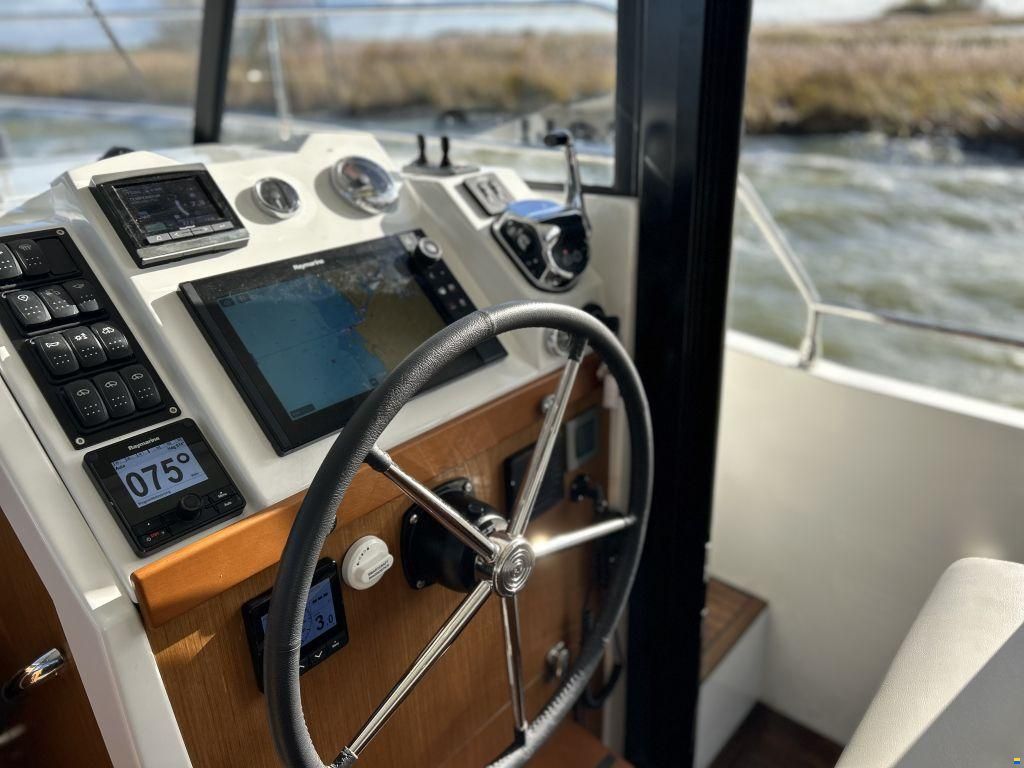 Beneteau Swift Trawler 35