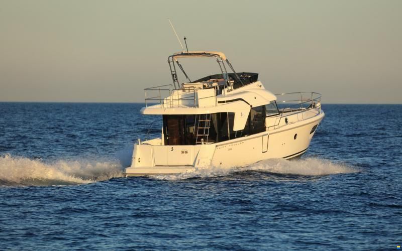 Beneteau Swift Trawler 35