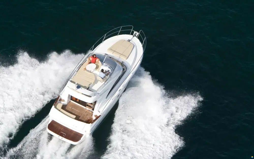 Beneteau Antares 36