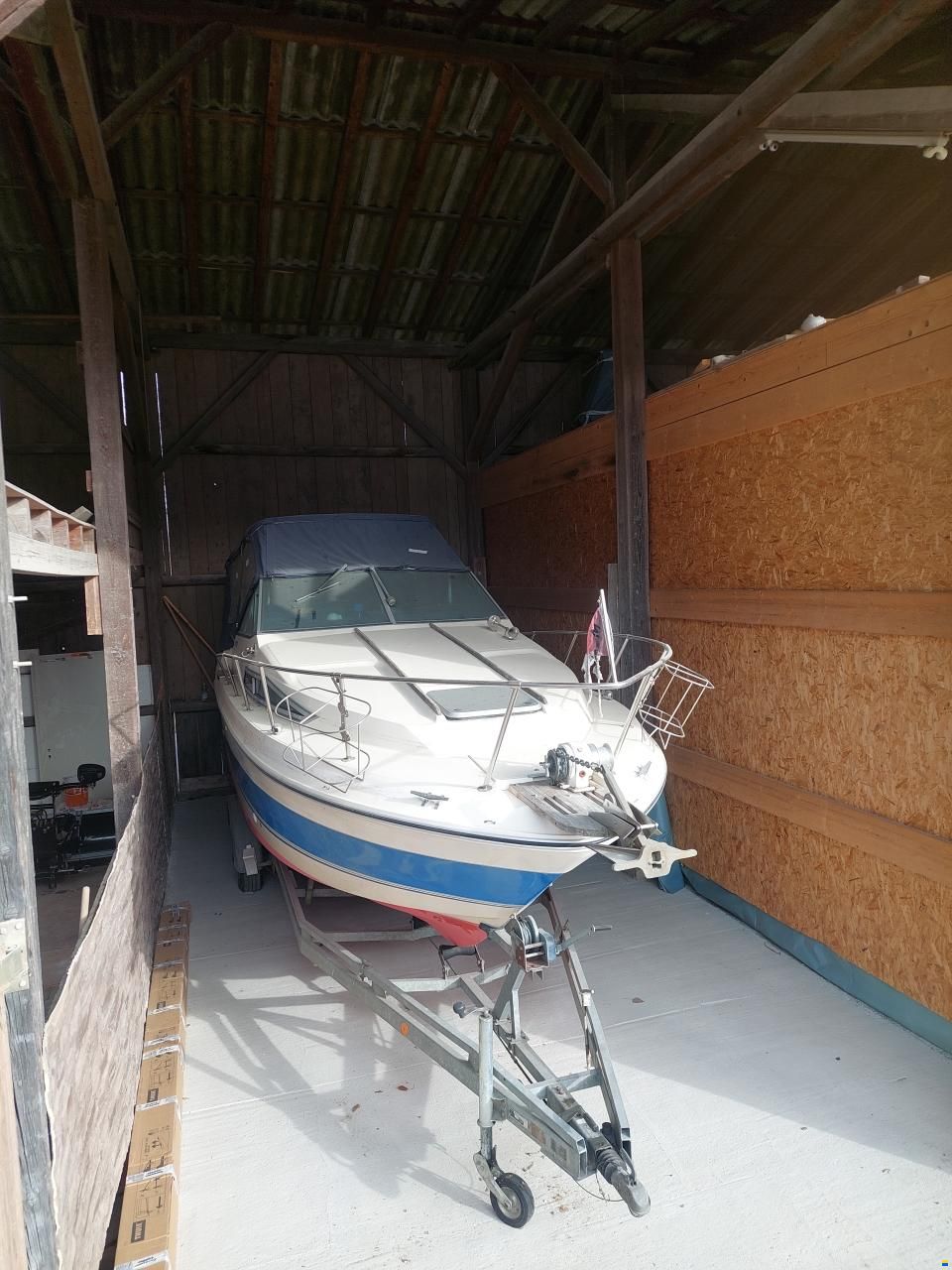 Sea Ray SRV 250 Sundancer