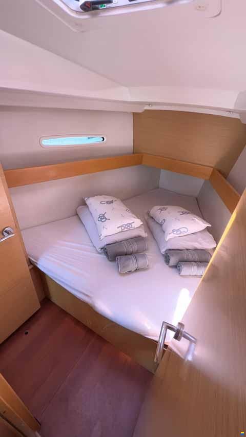 Beneteau First 35