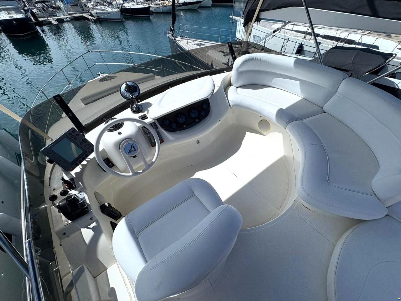 Azimut 39