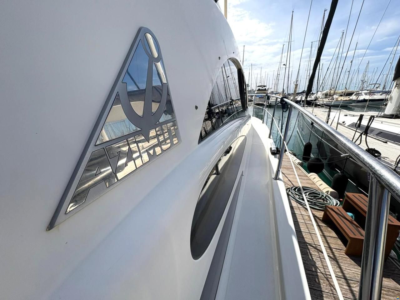 Azimut 39
