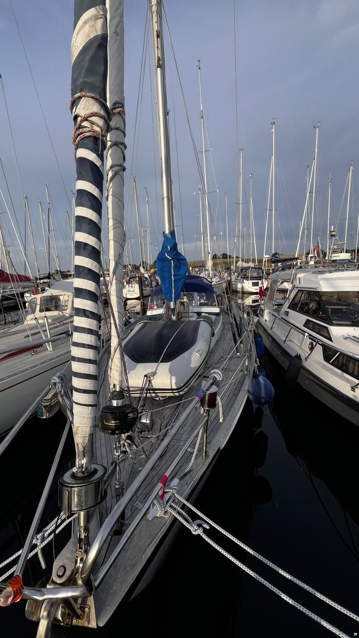 Hallberg-Rassy 352 Scandinavia