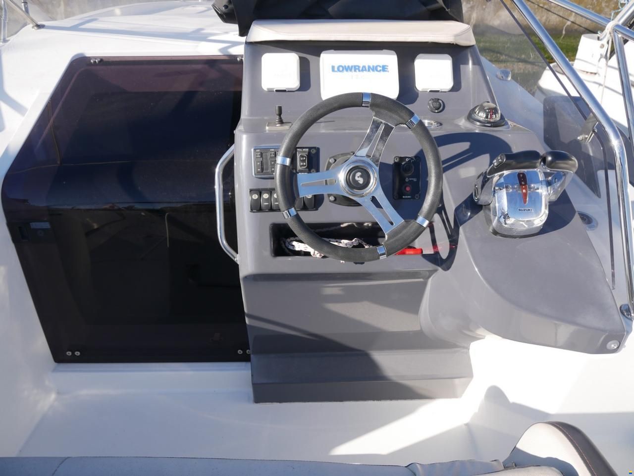 Beneteau Flyer 8.8 SUNdeck