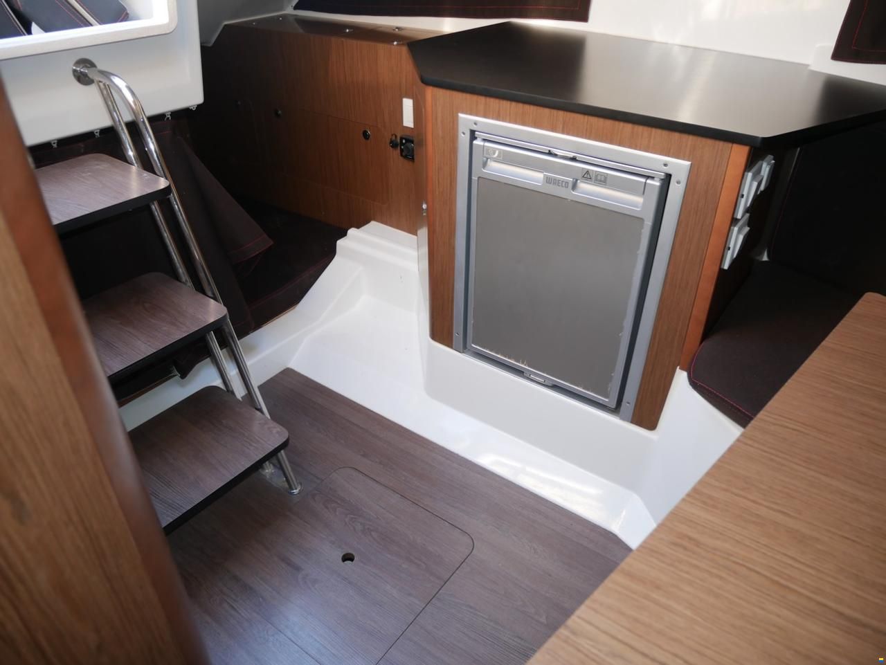 Beneteau Flyer 8.8 SUNdeck