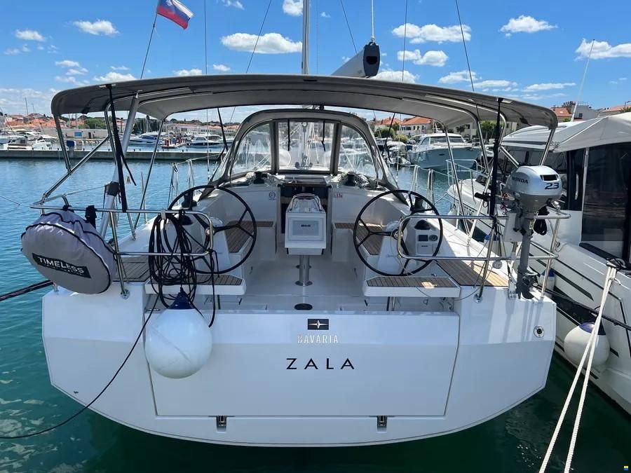 Bavaria C38
