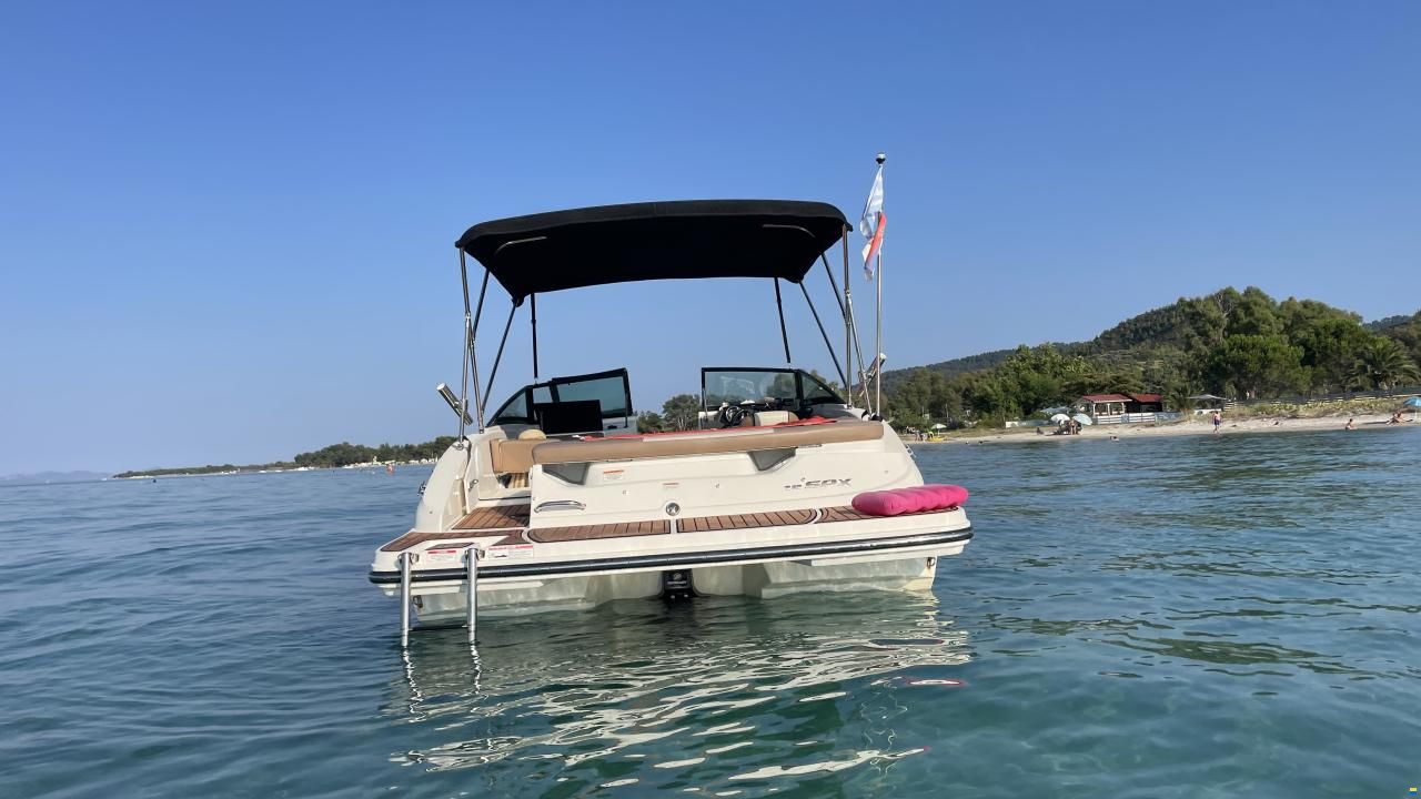 Sea Ray SPX19