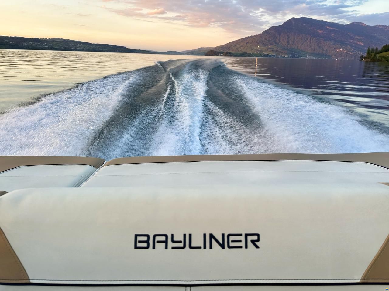 Bayliner 742 CU