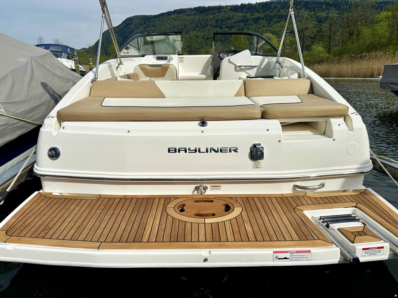 Bayliner 742 CU