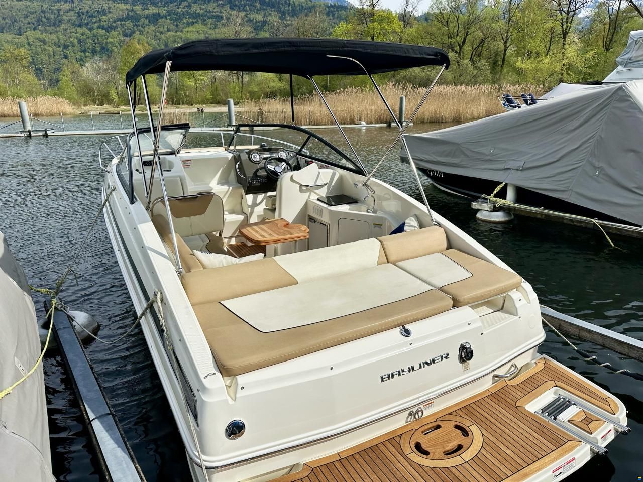 Bayliner 742 CU