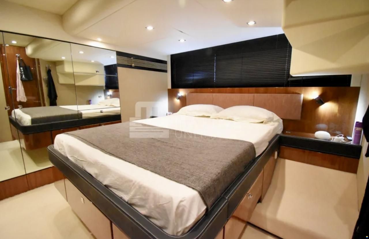 Fairline Squadron 55