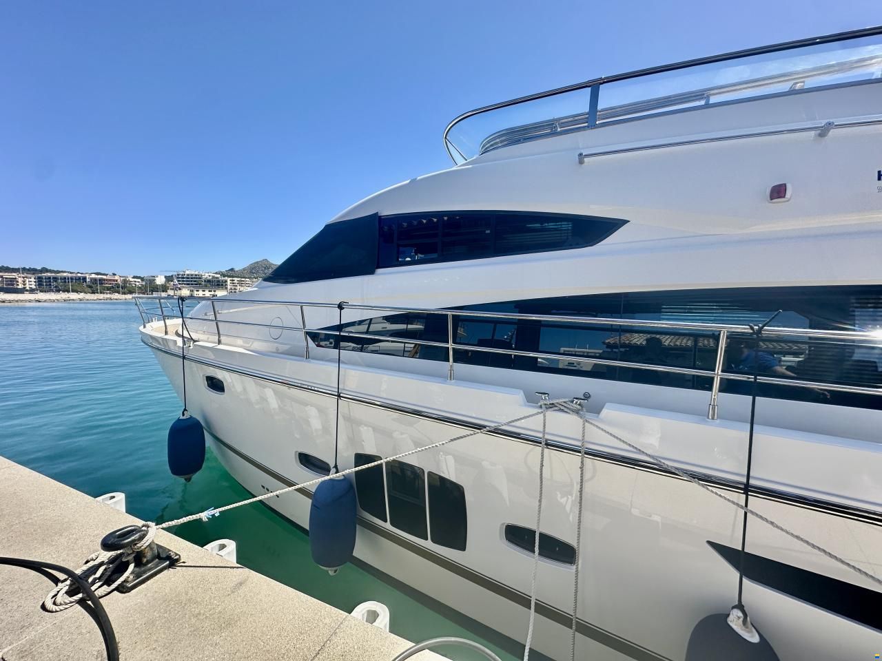 Fairline Squadron 55