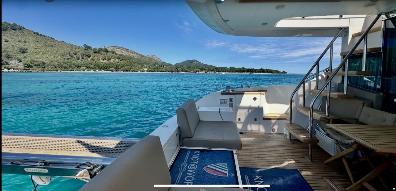 Fairline Squadron 55