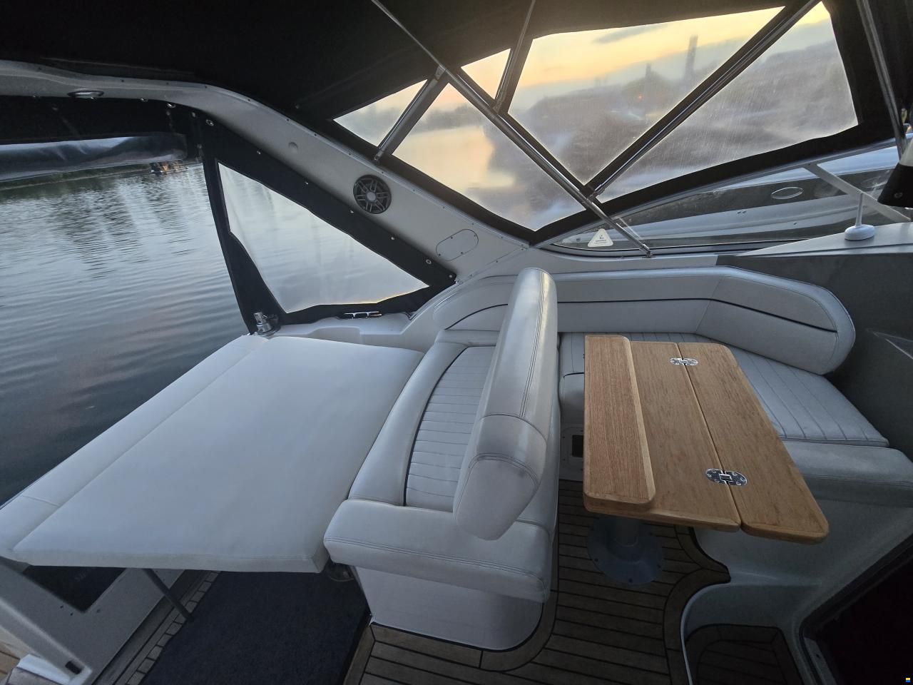 Bayliner Ciera 2855