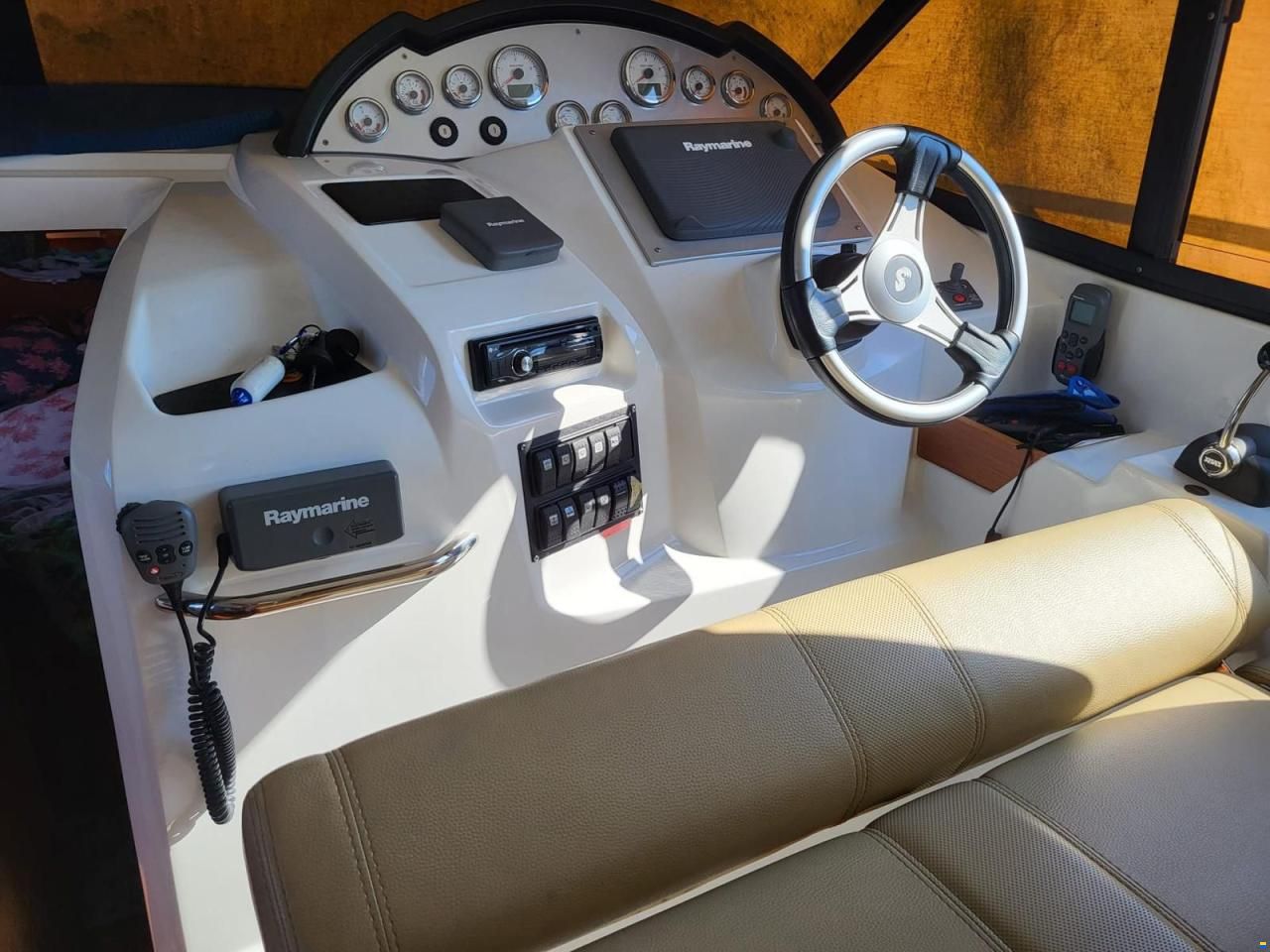Beneteau Antares 11