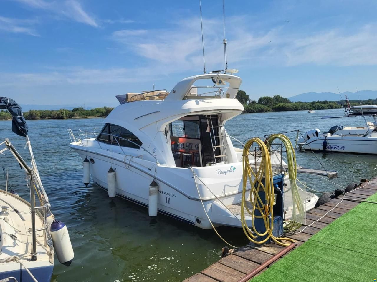 Beneteau Antares 11