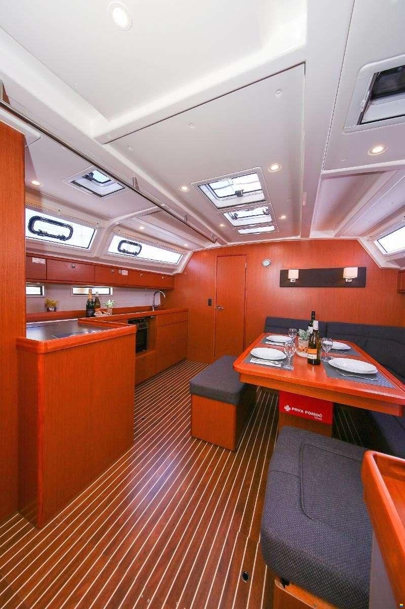 Bavaria CRUISER 46