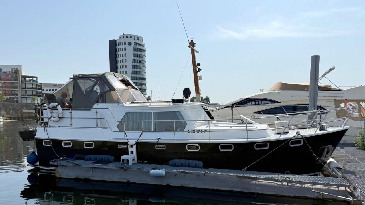 Valkkruiser 10.50 AK Cabrio