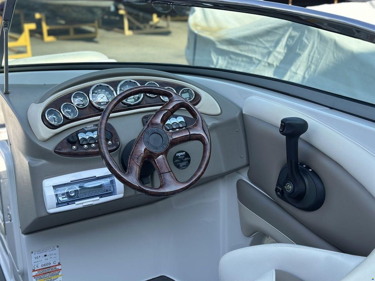 Crownline E6