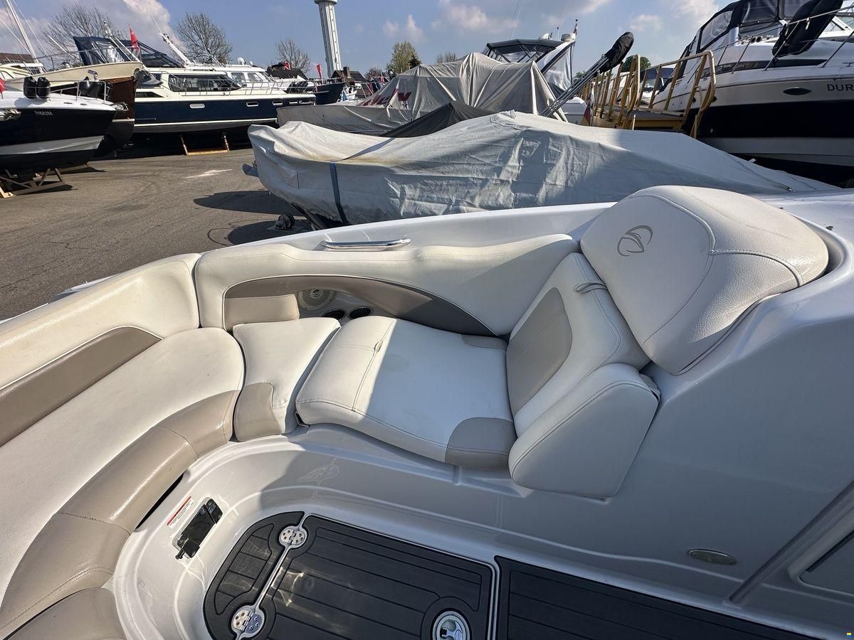 Crownline E6
