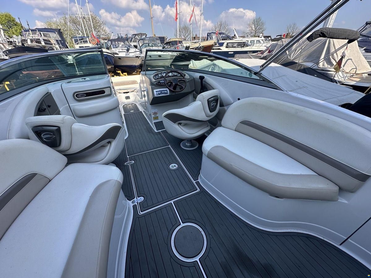 Crownline E6