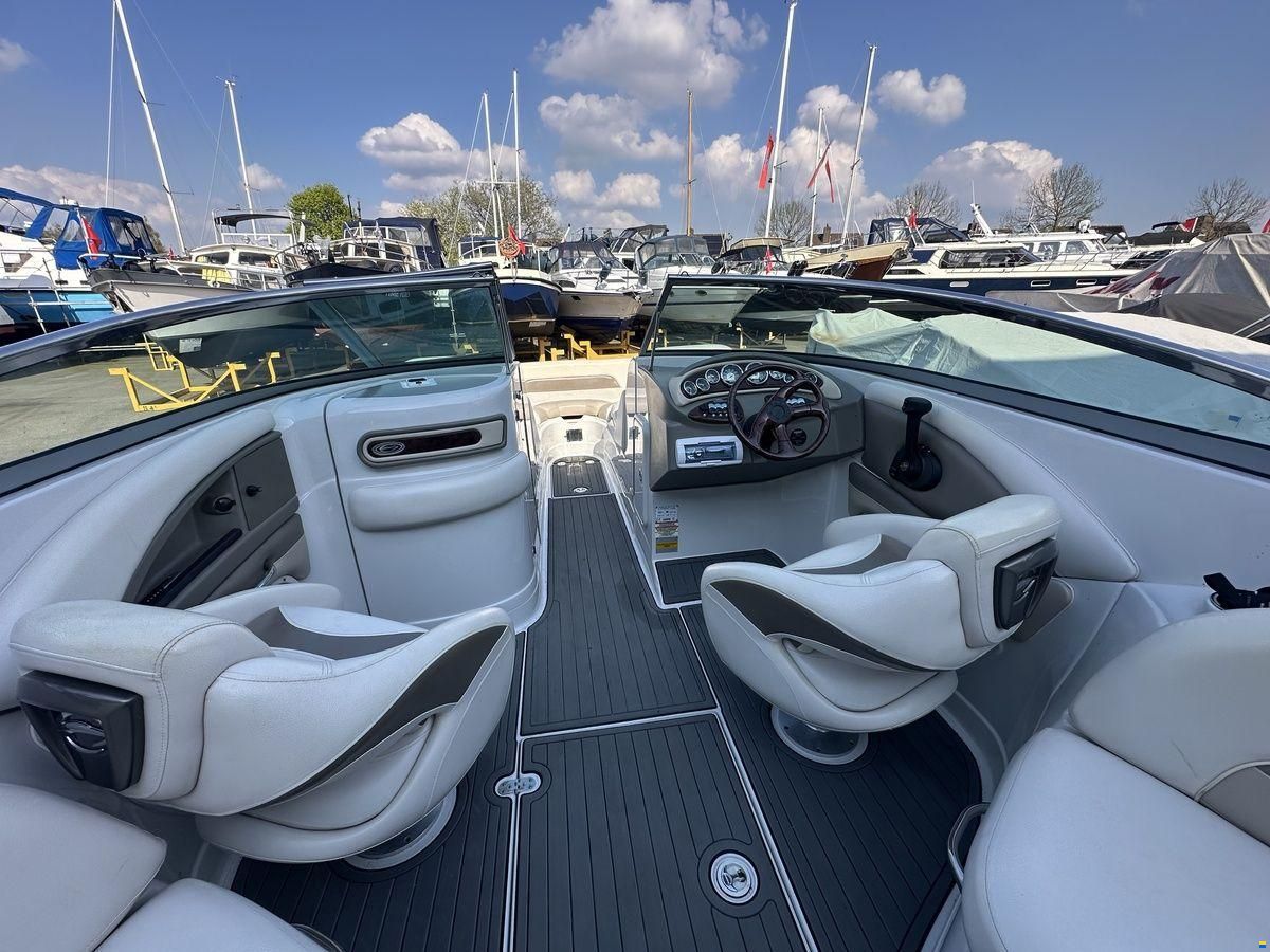 Crownline E6