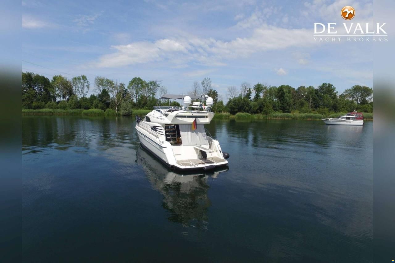 Fairline Squadron 55