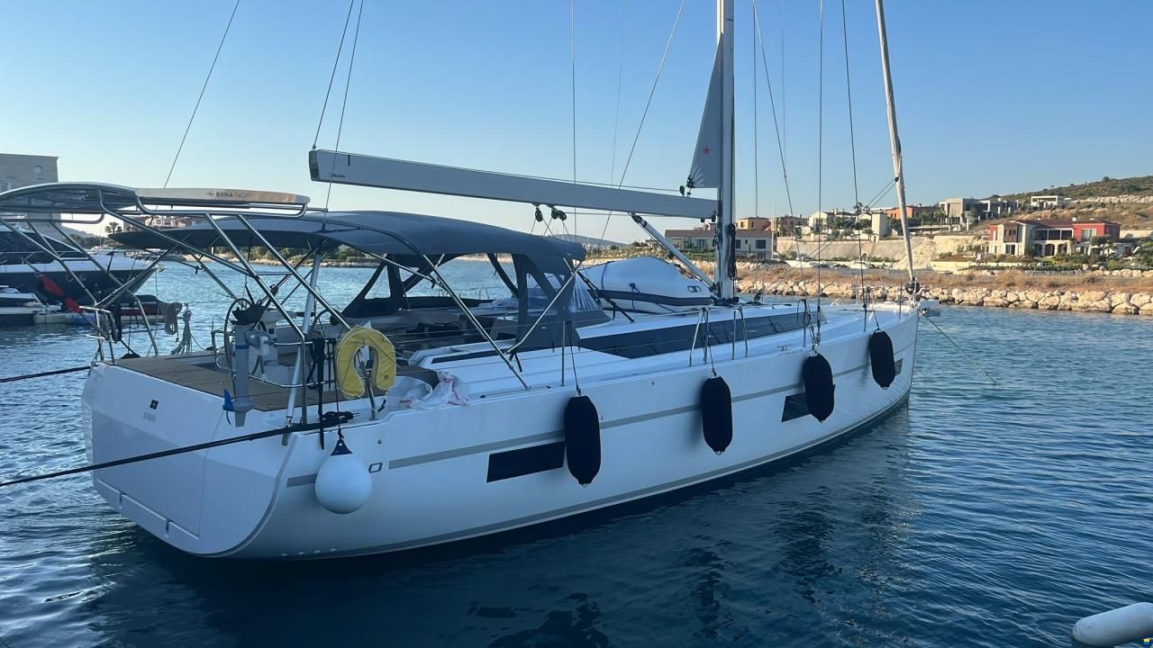 Bavaria C50 Style