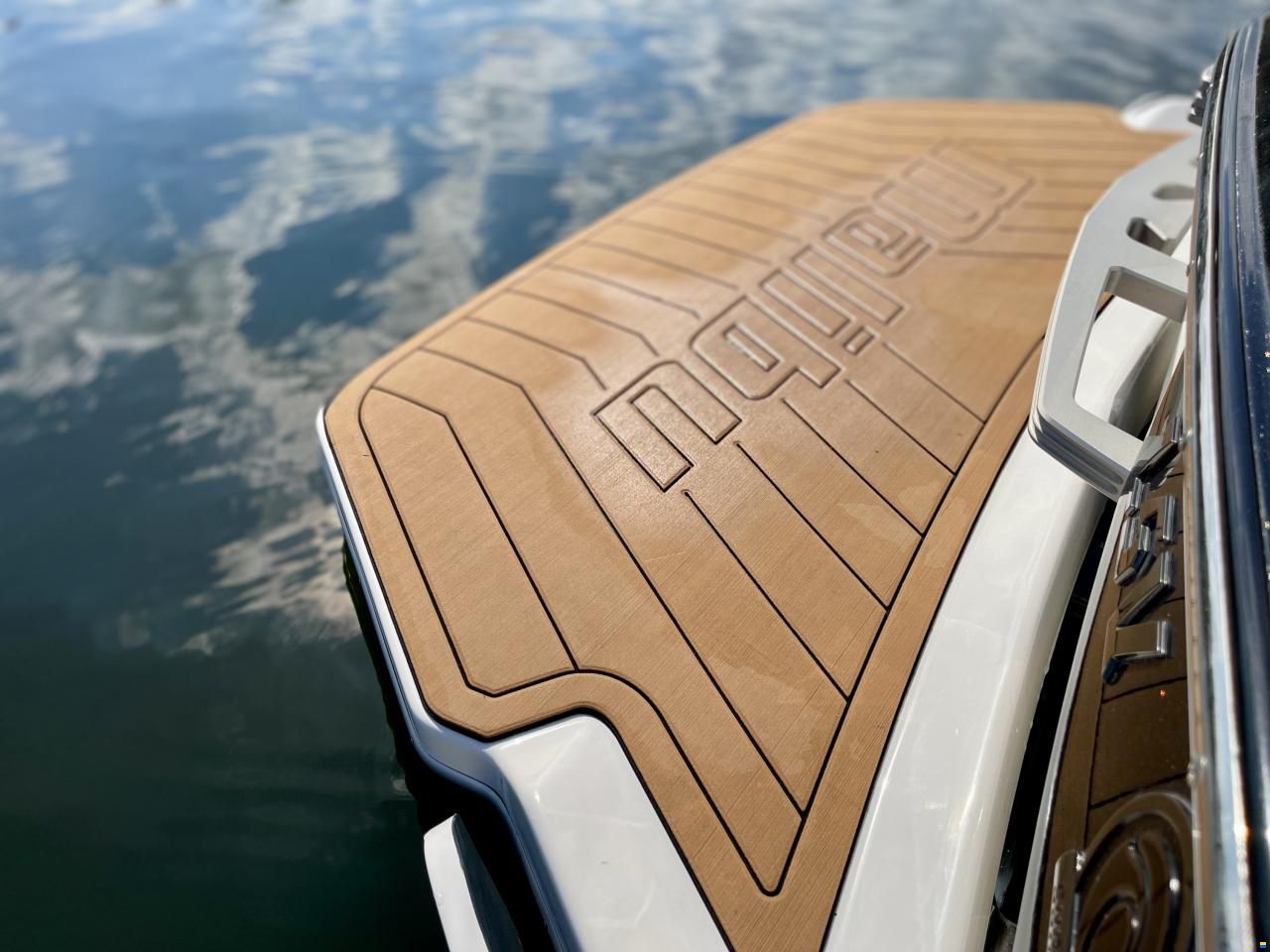 Malibu 23 LSV Wakesetter